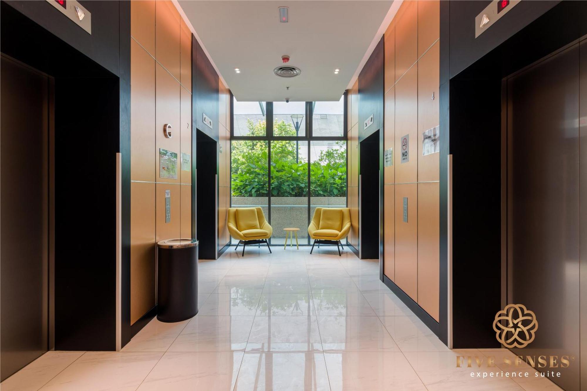 The Colony & The Luxe Signature Suites, Klcc Куала-Лумпур Экстерьер фото