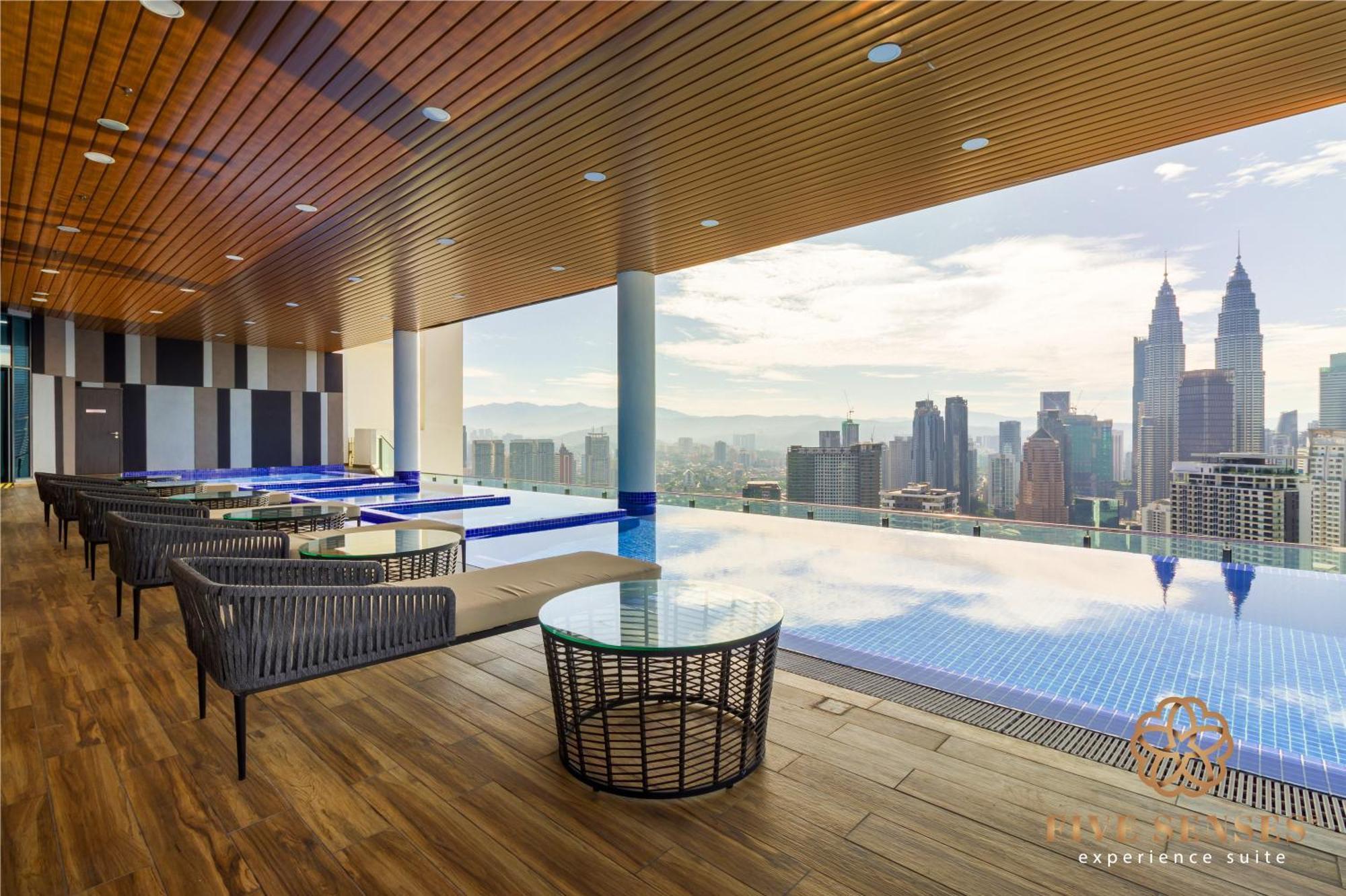 The Colony & The Luxe Signature Suites, Klcc Куала-Лумпур Экстерьер фото