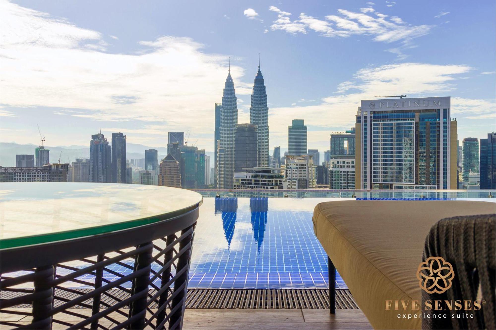The Colony & The Luxe Signature Suites, Klcc Куала-Лумпур Экстерьер фото
