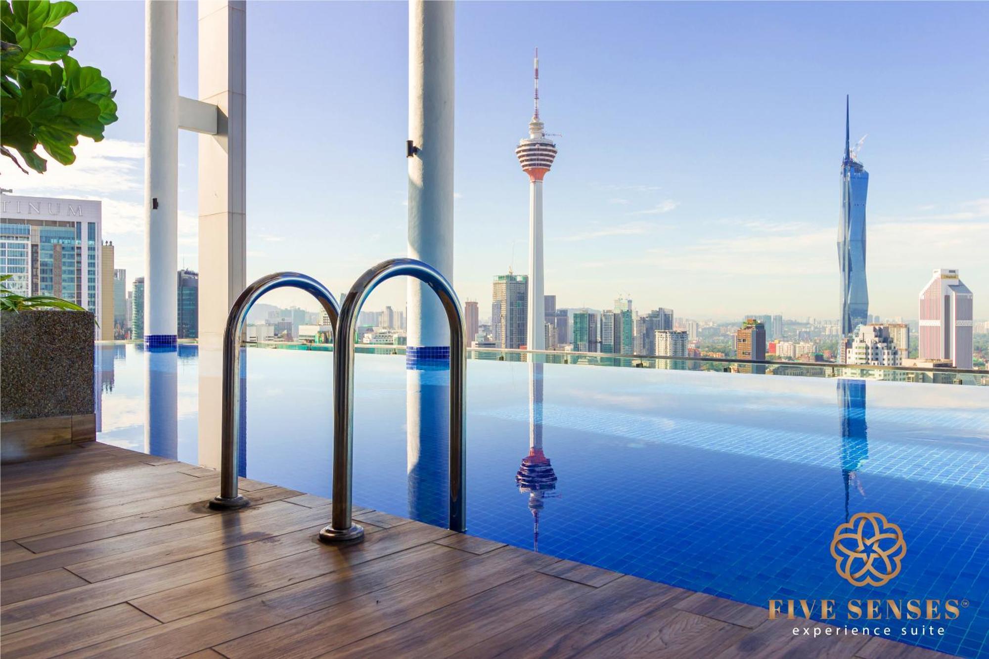 The Colony & The Luxe Signature Suites, Klcc Куала-Лумпур Экстерьер фото