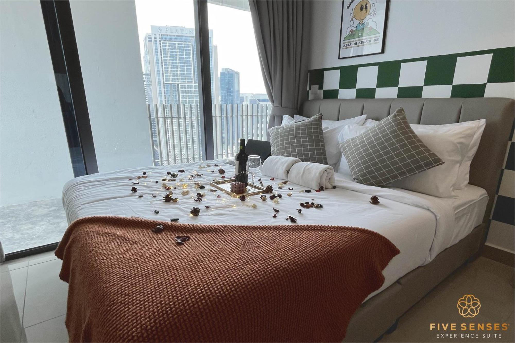 The Colony & The Luxe Signature Suites, Klcc Куала-Лумпур Экстерьер фото